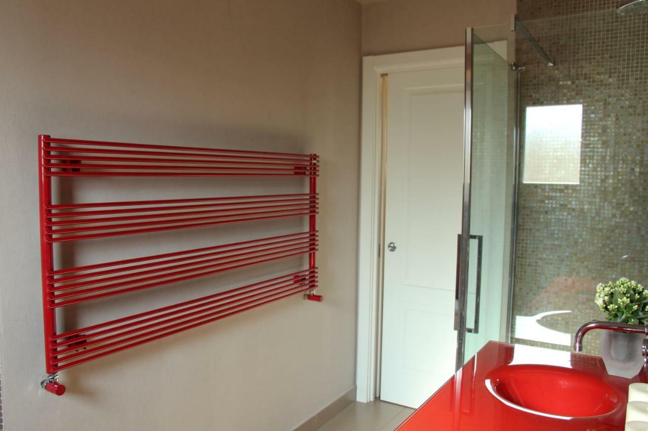 Tabacchi Luxury Apartment In Lucca Historical Center Near Toll Parking Bagian luar foto