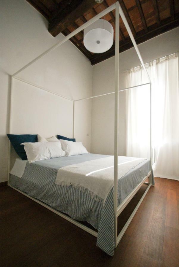 Tabacchi Luxury Apartment In Lucca Historical Center Near Toll Parking Bagian luar foto
